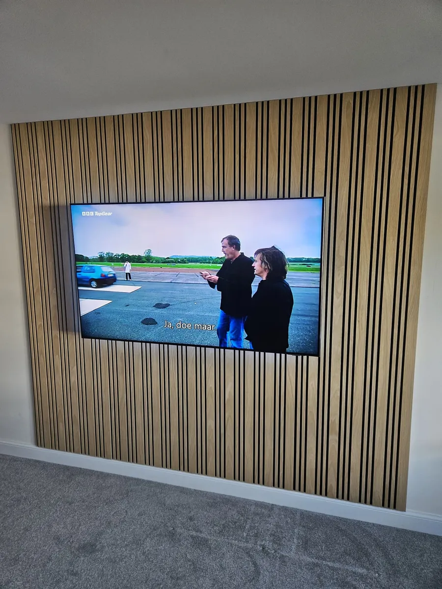 The Bruce Media Wall media wall installation example 6 — Scotland